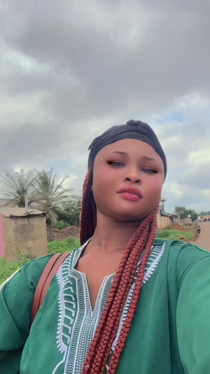 @Adwoa guy guy 🥰💕🌸