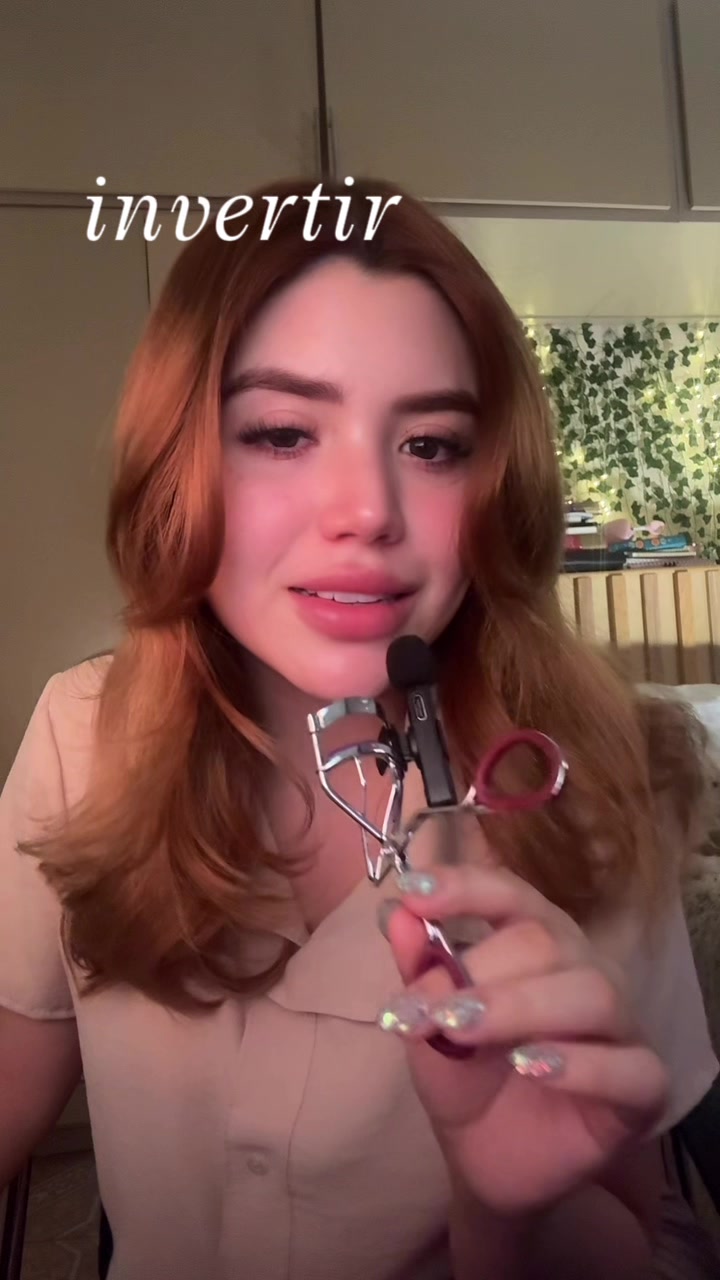 @Moniinay