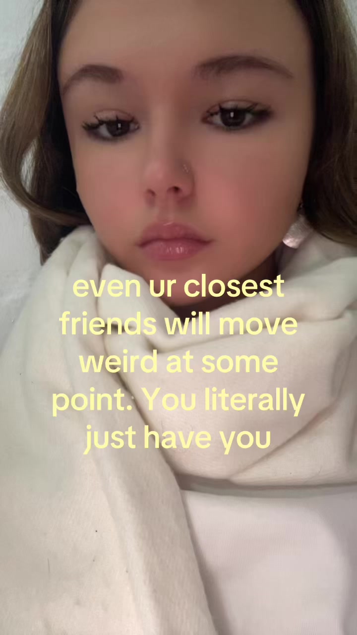 @𝒁𝒐𝒆 𝑴𝒂𝒍𝒂𝒏
