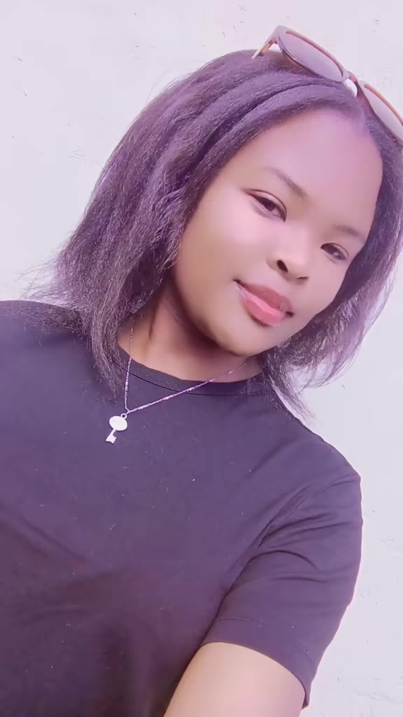 @Zawadi_Tha_Gal 👑