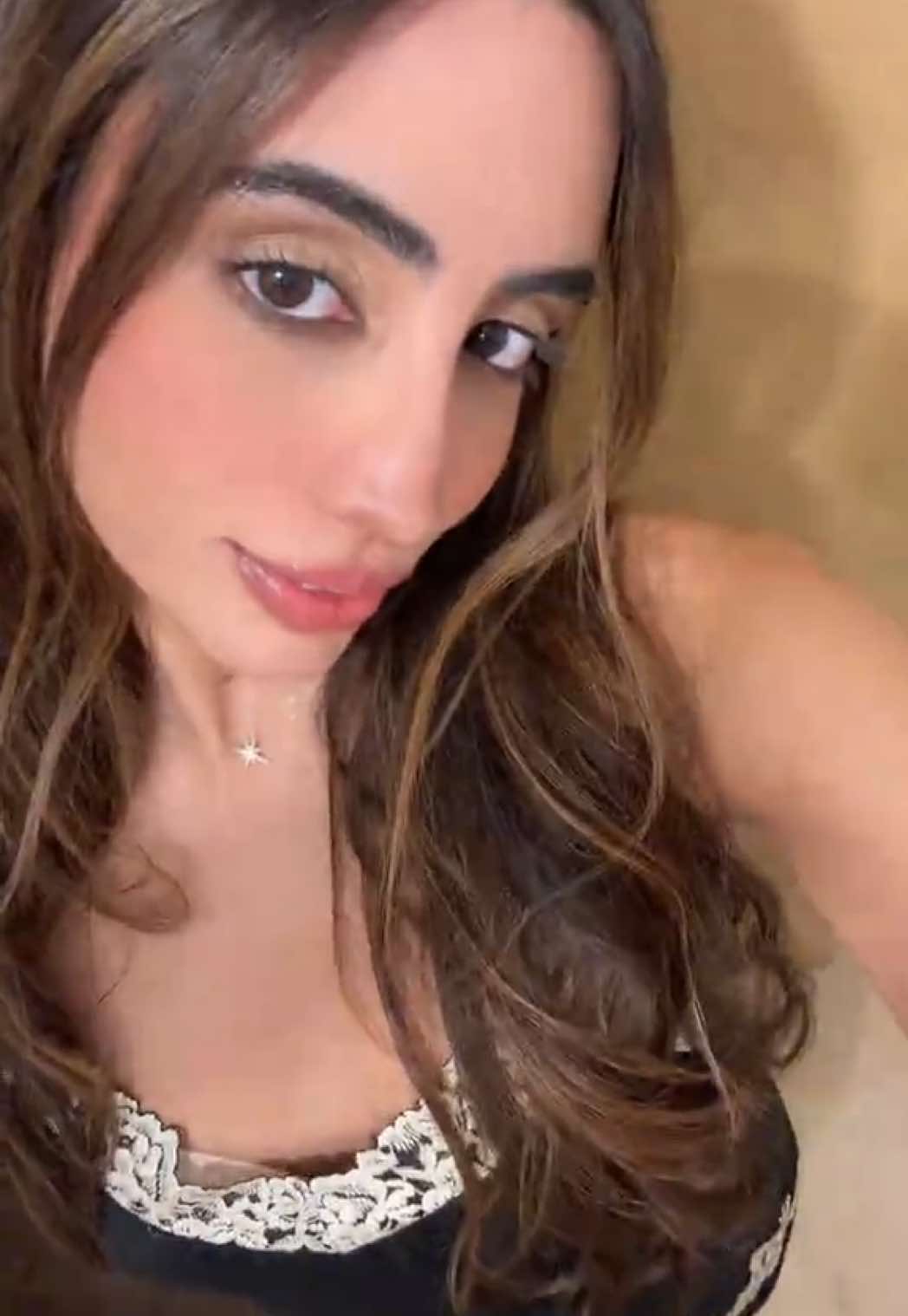 @valegiray