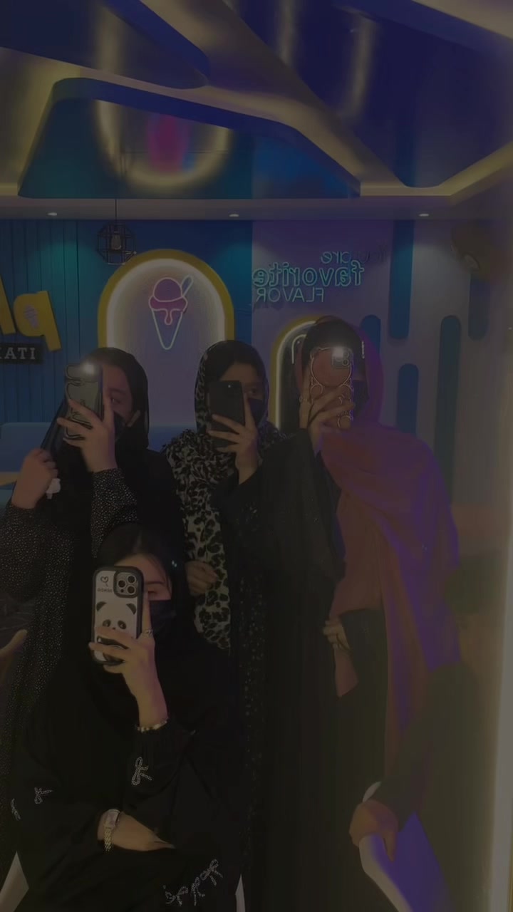 @♡ ᗷ.ᗯ.ᗰ ♡