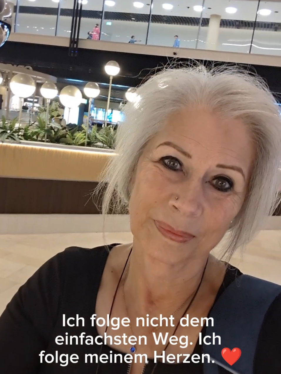 @Monika Schwarz | Hair Growth