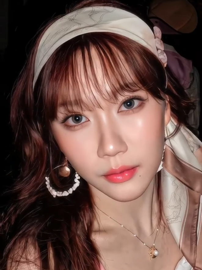 @𝐇𝐚𝐧𝐧 𝐥𝐞𝐧𝐚𝐭𝐡𝐞𝐚🍀