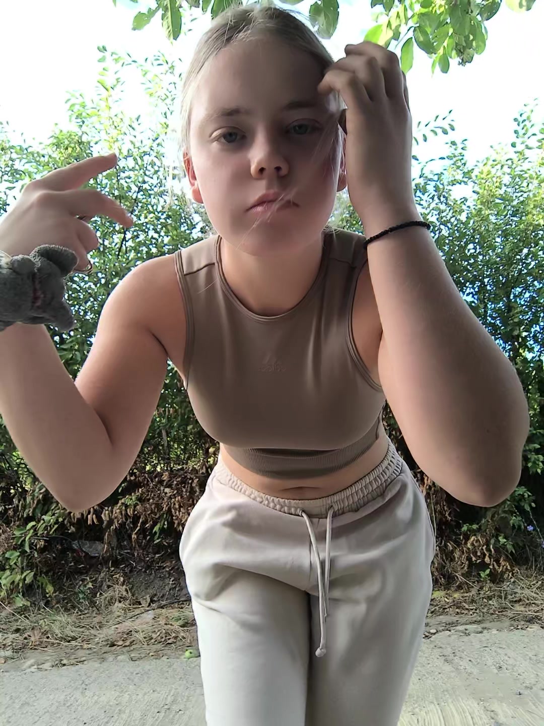 @𝑨𝒏𝒂