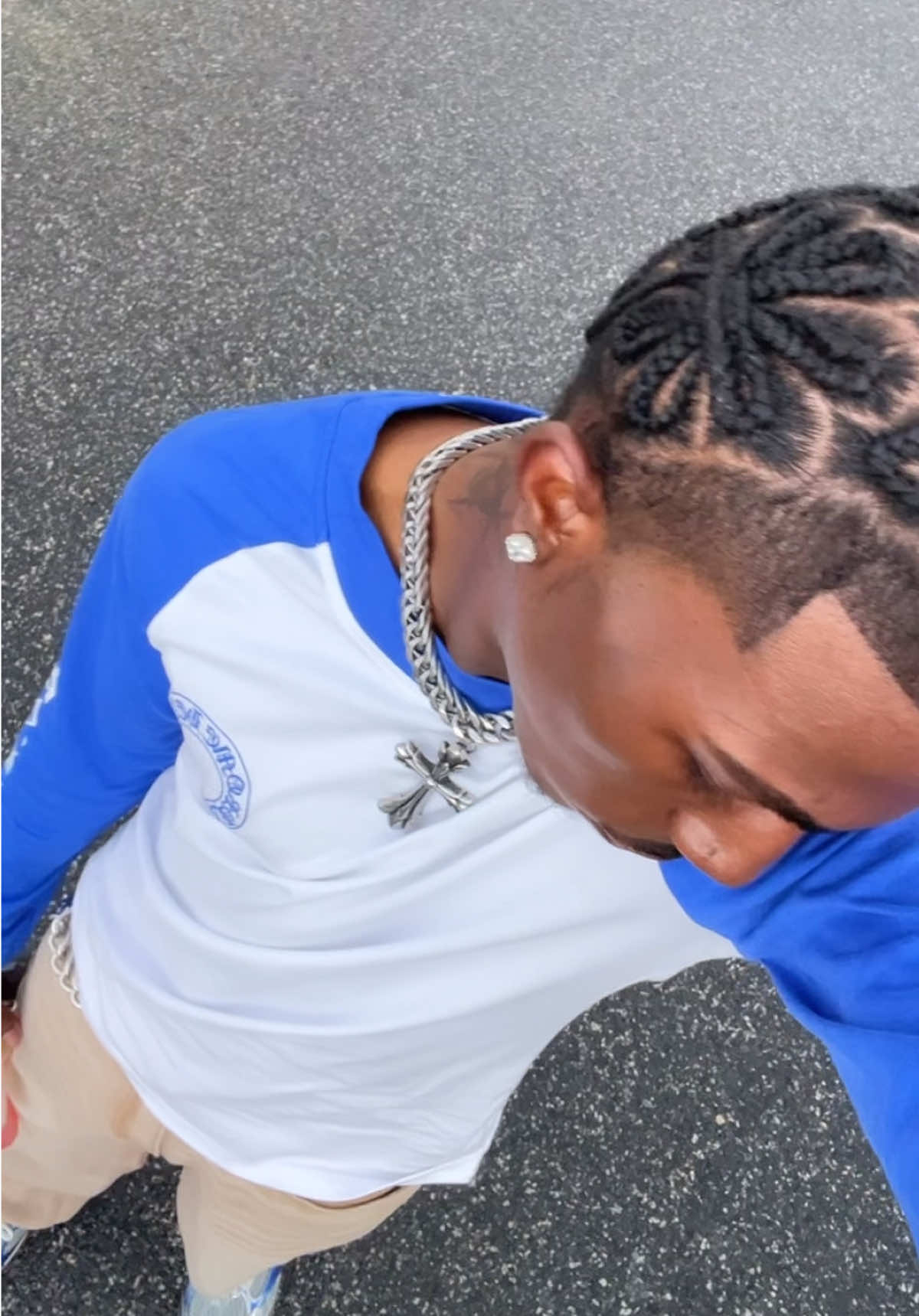 @8