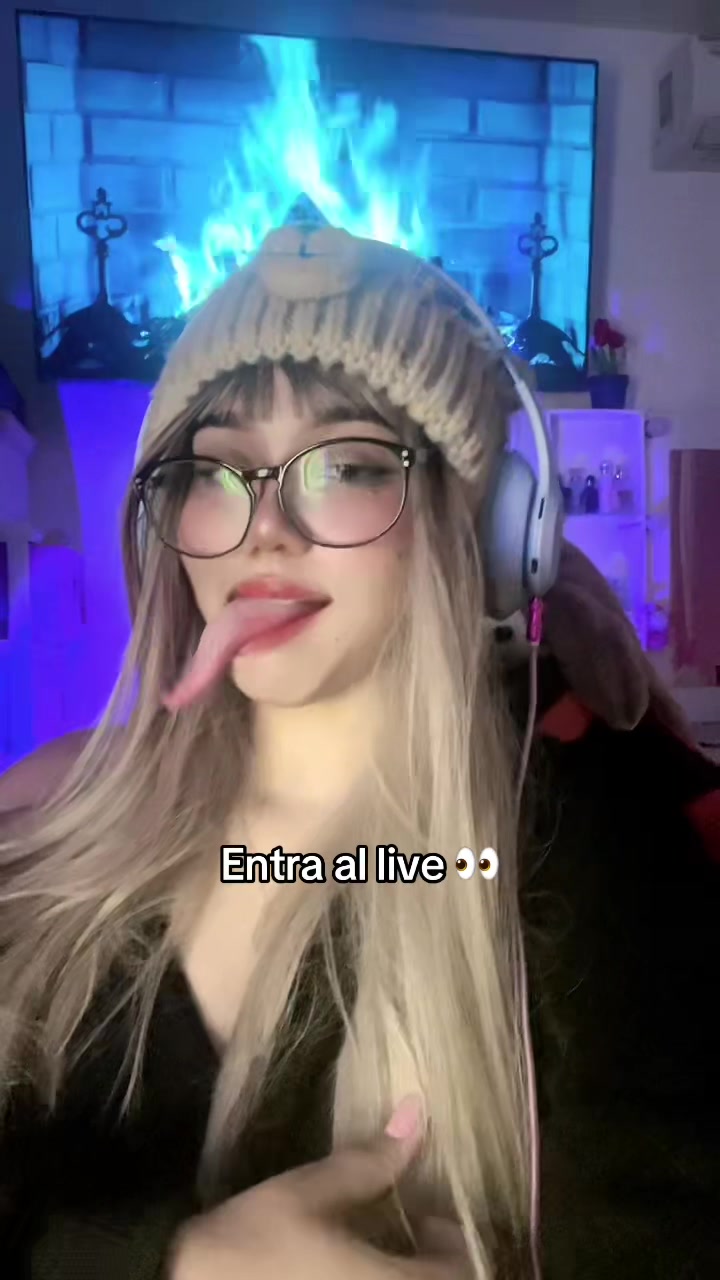 @𝑳𝑬𝑵𝑨𝒀 🐻💫