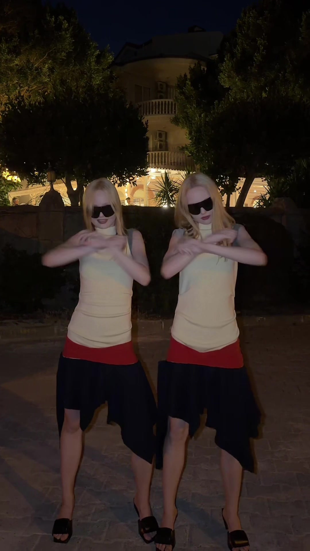 @Evelina & Lola