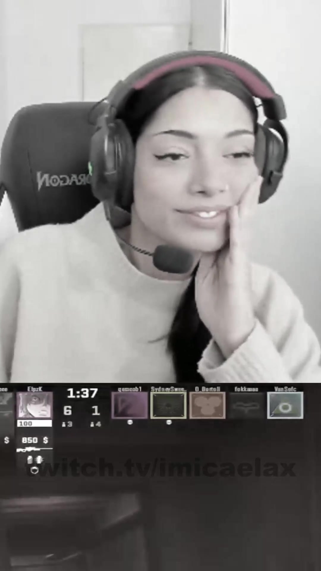@Micaela