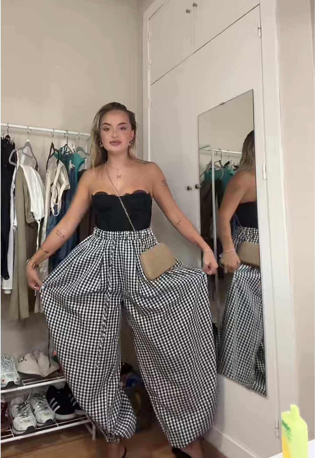 @Manuela Morales