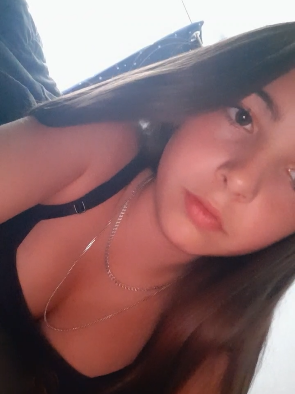@𝐻𝑎𝑦𝑙𝑖𝑒🌸🦉🌕
