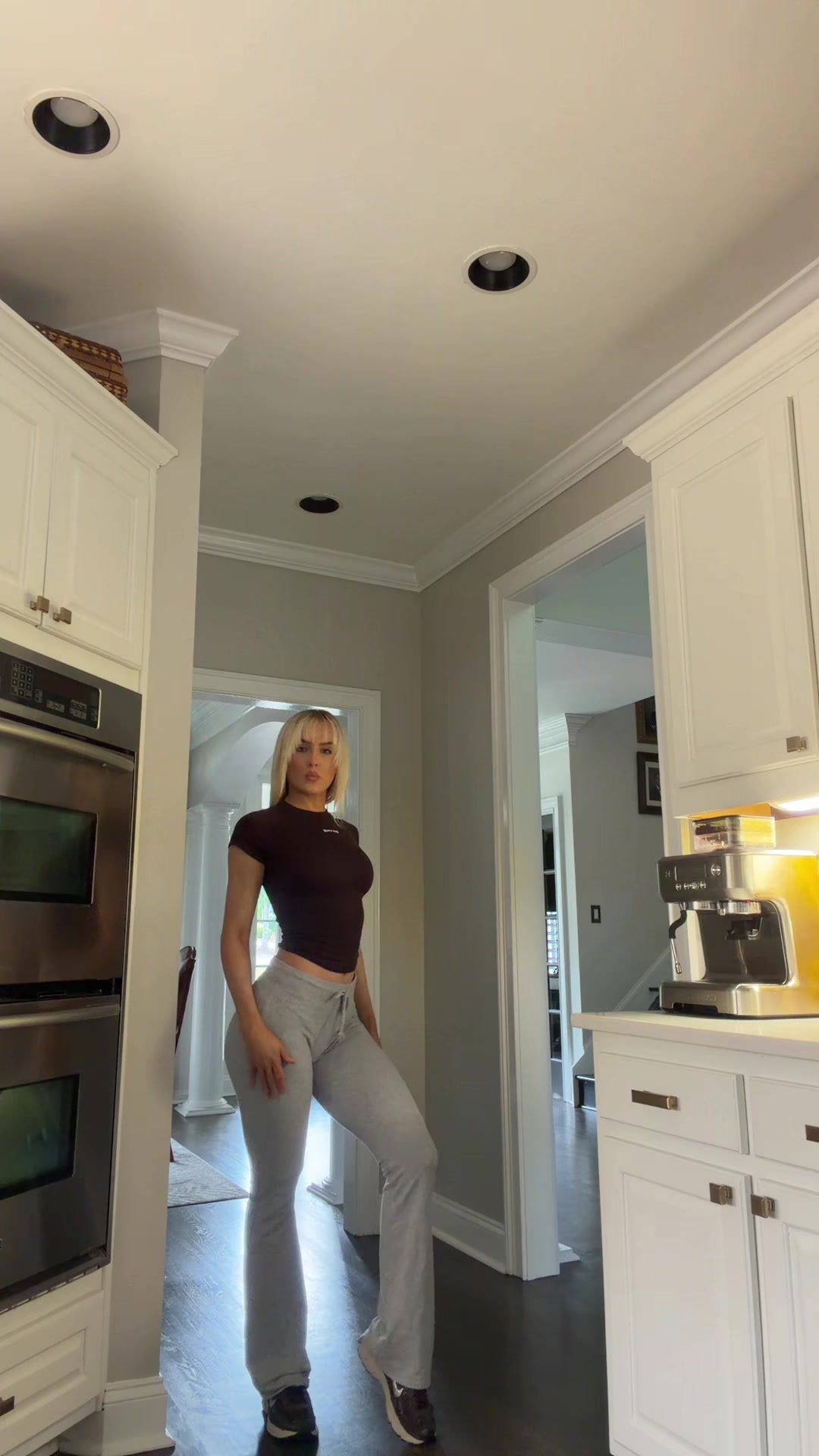 @AVA ISABELLA