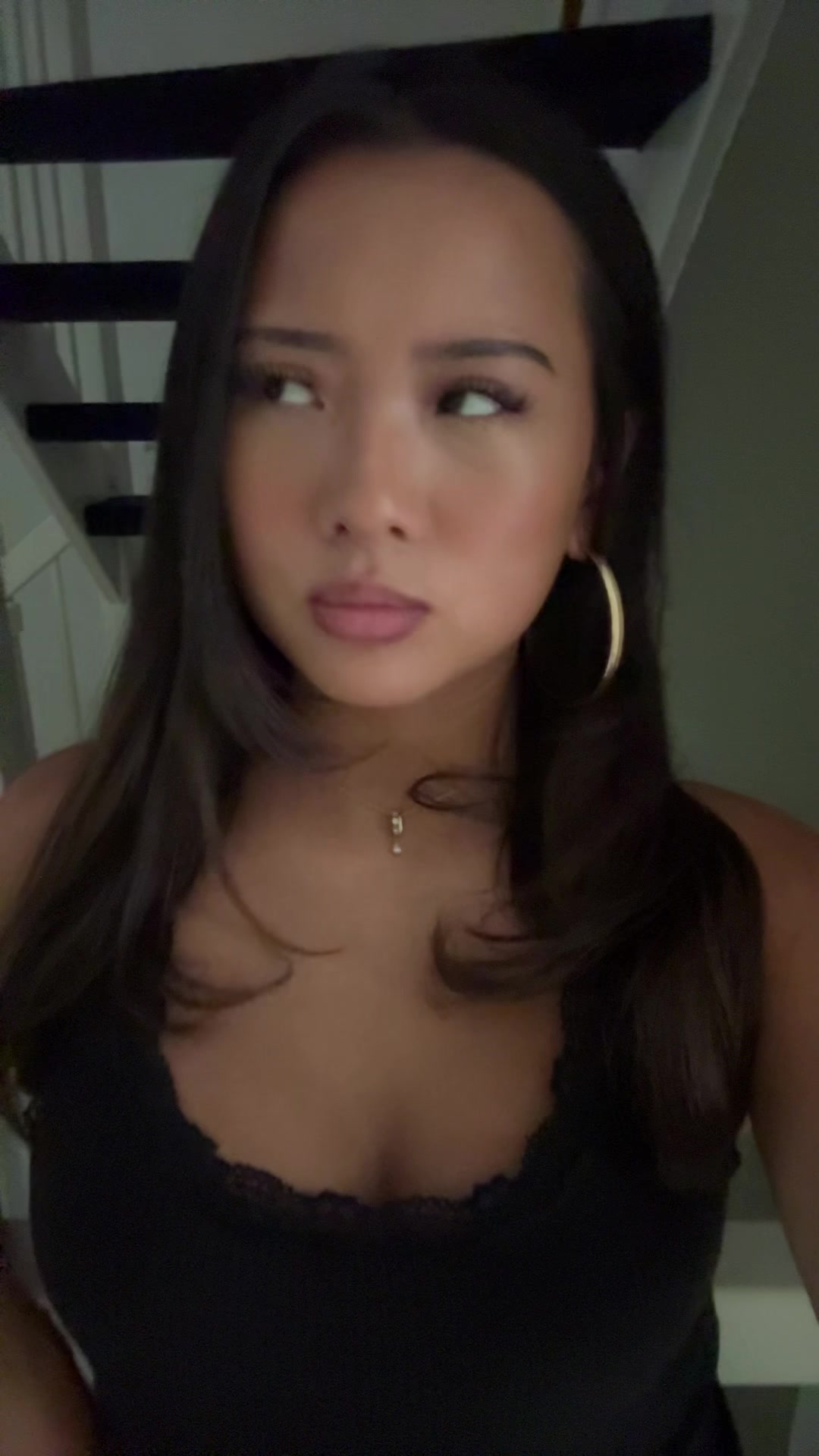 @u