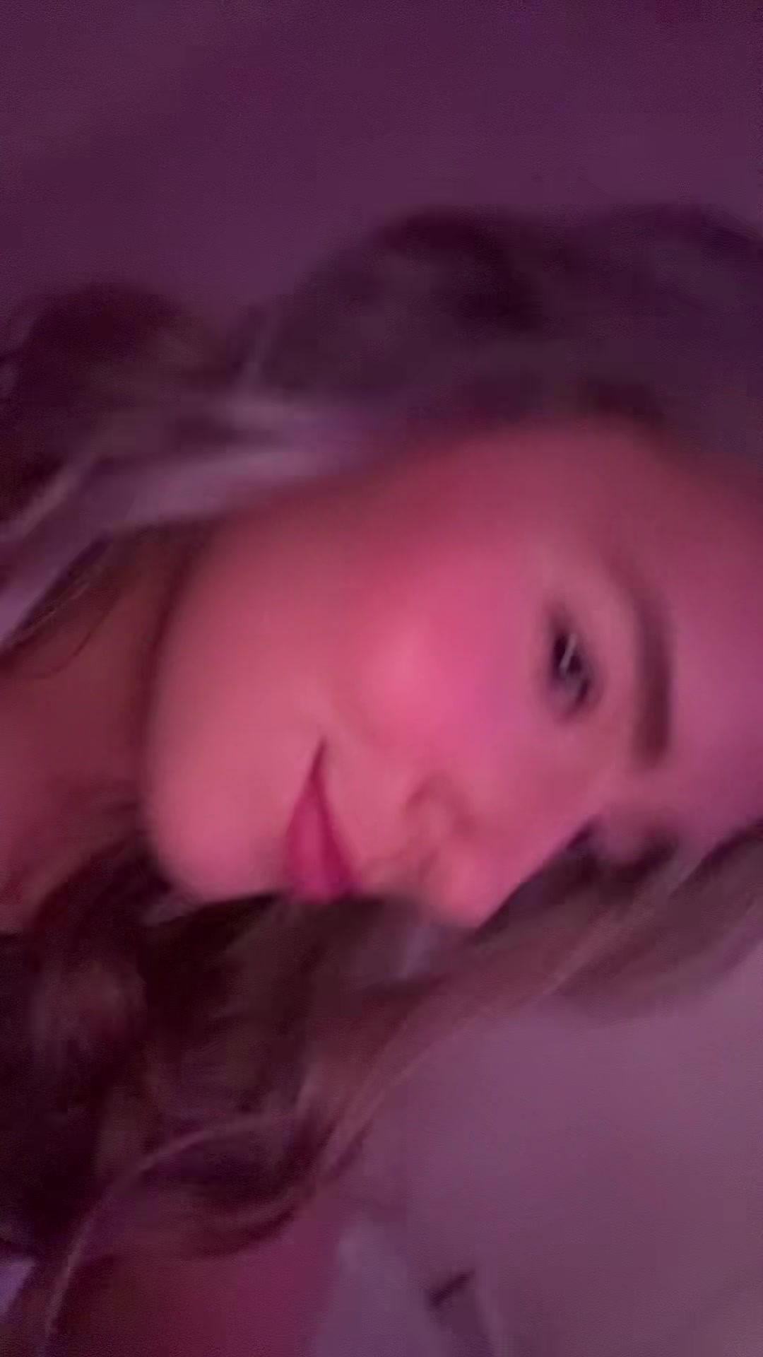 @??