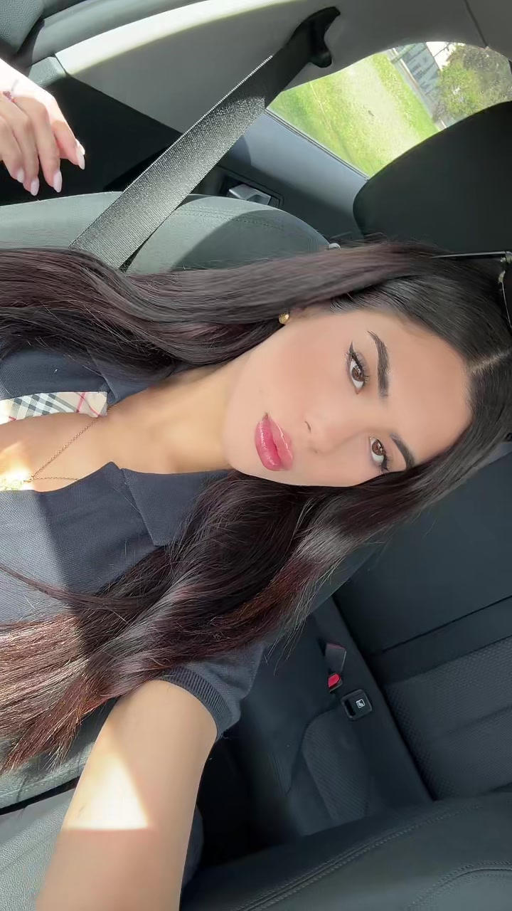 @nanakaratzi