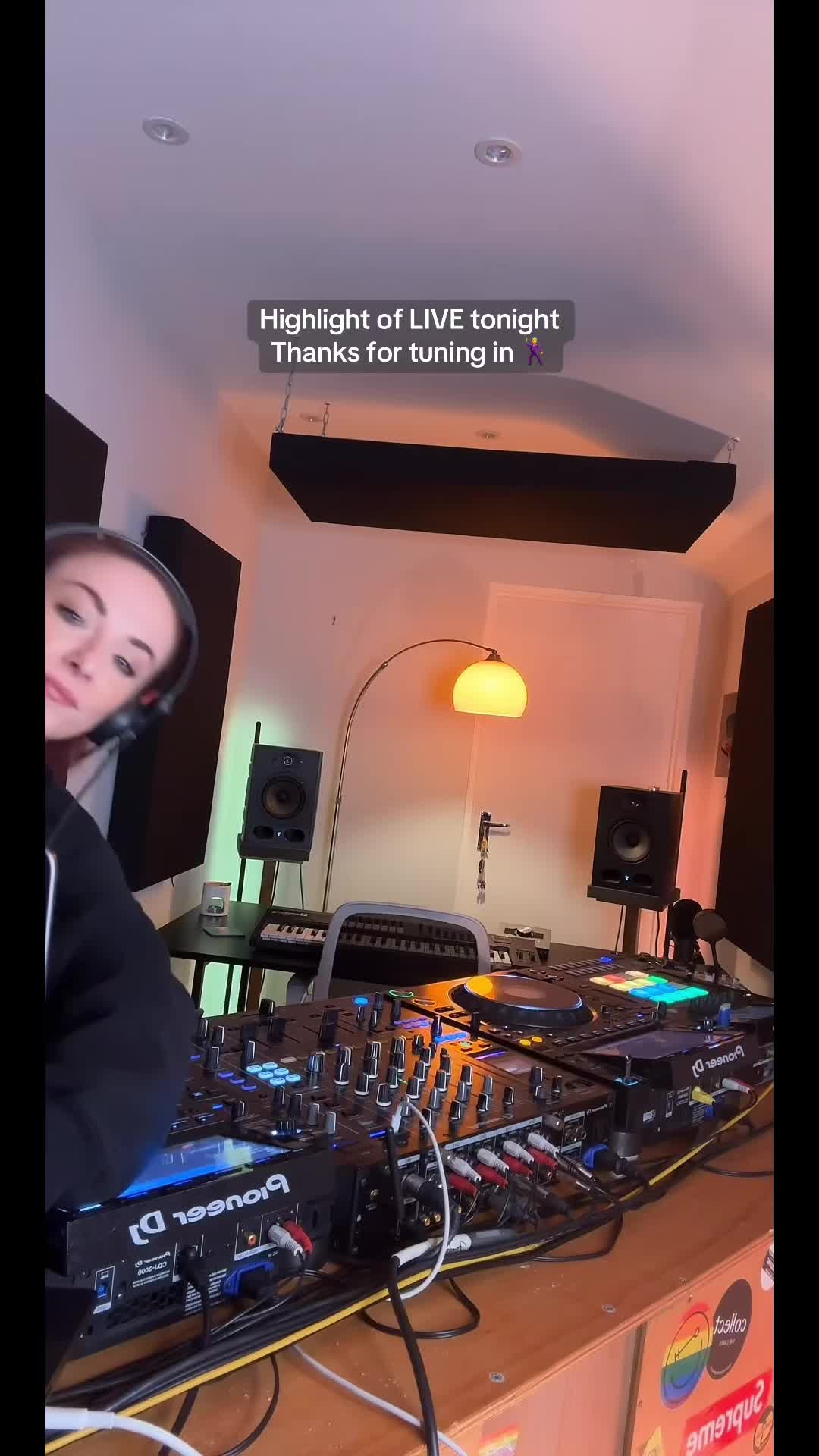 @AmyElleDJ