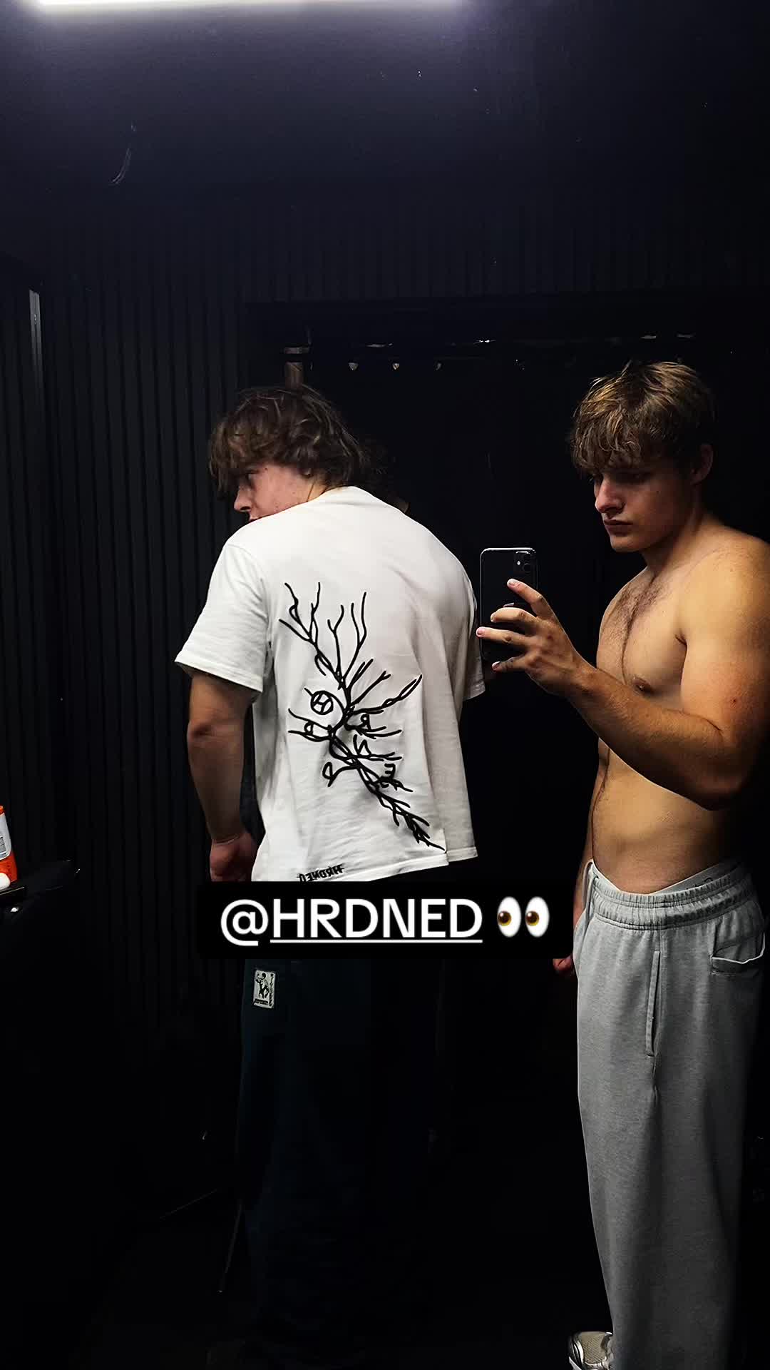 @oscarbenches