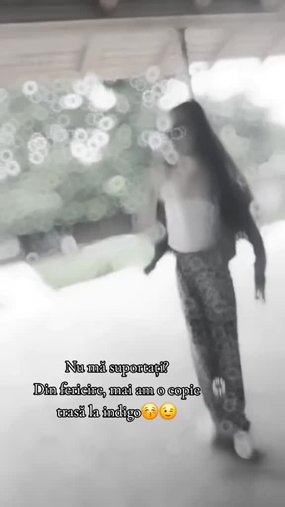 @Mirela👑