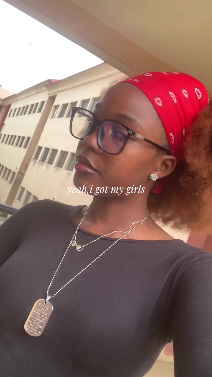 @xoxo.welovechrys