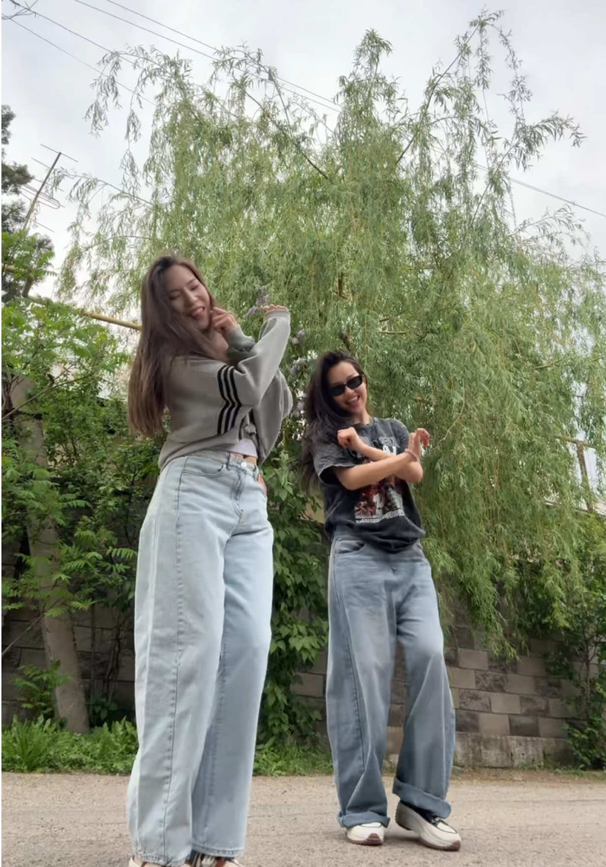 @KAMI