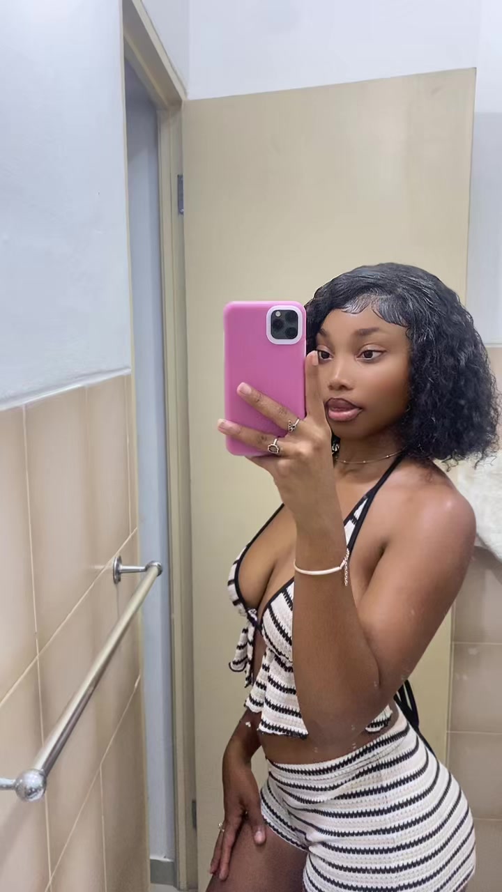 @carinagomes785