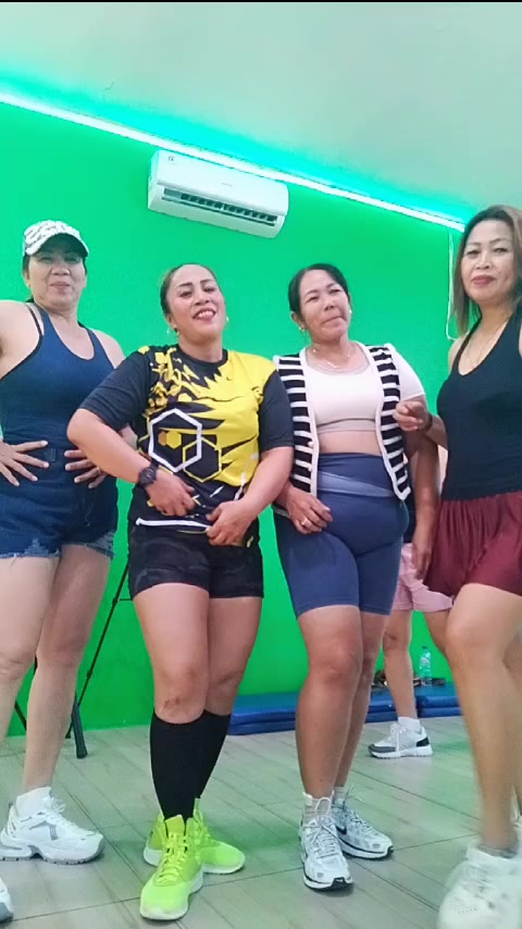 @putu_resika