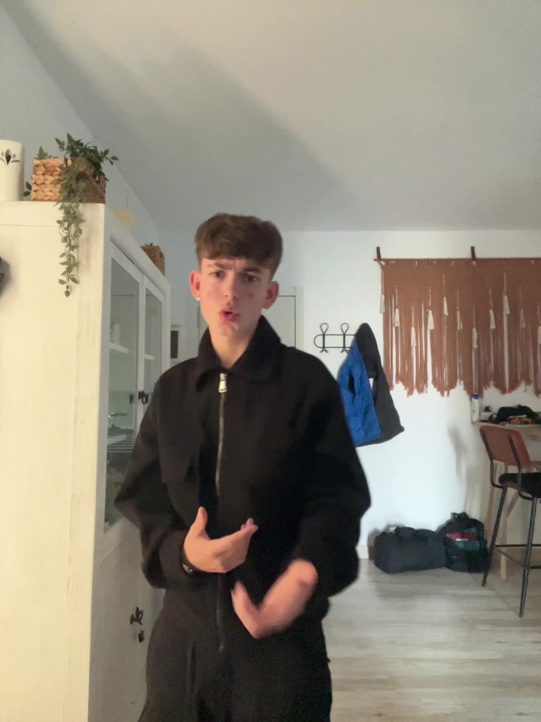 @𝖐𝖊𝖓𝖟𝖔