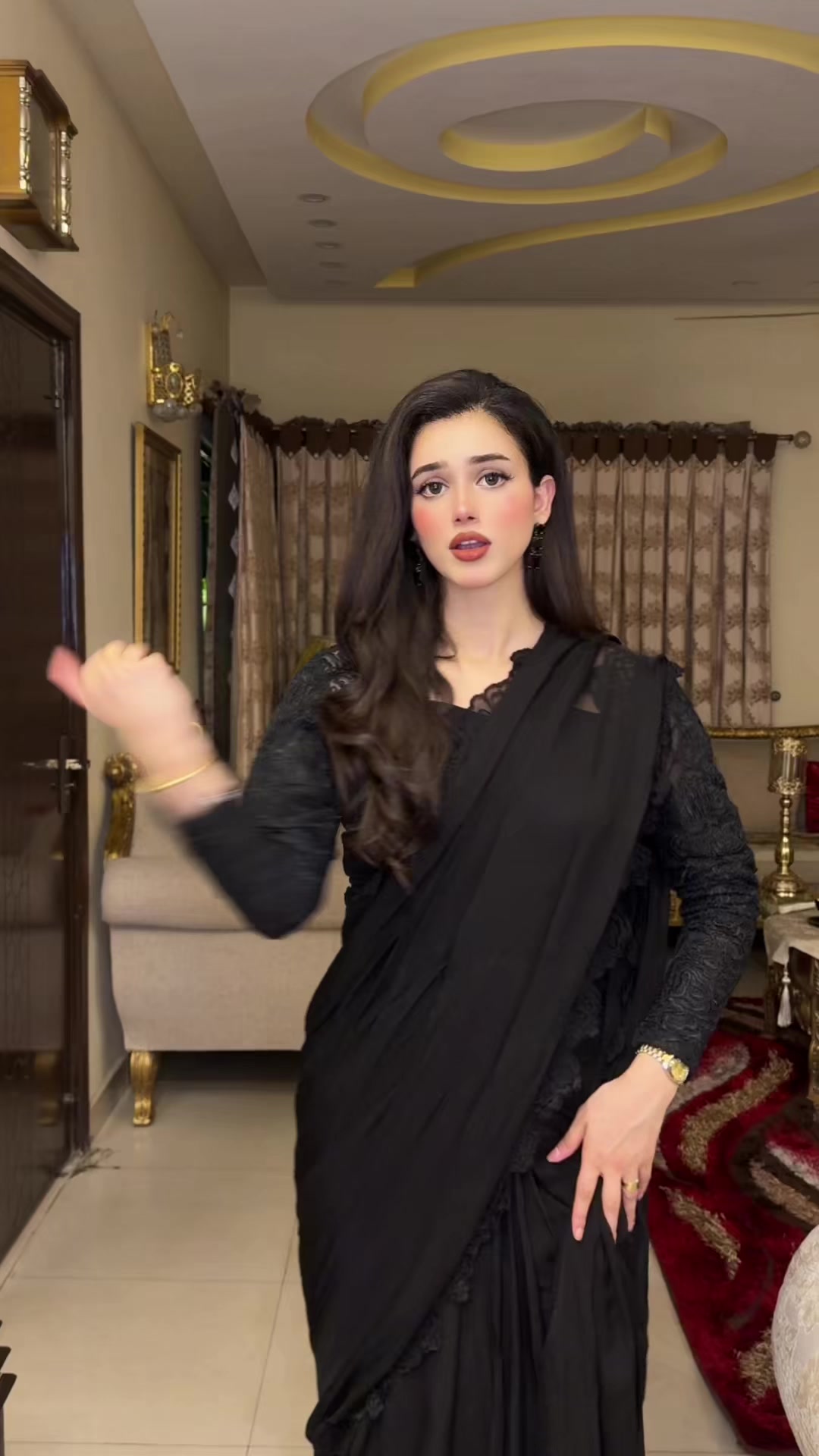 @Alina Amir