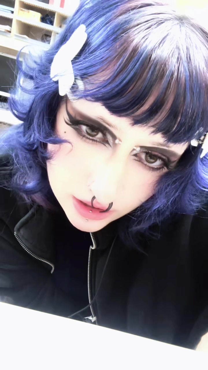 @mewmikk.q