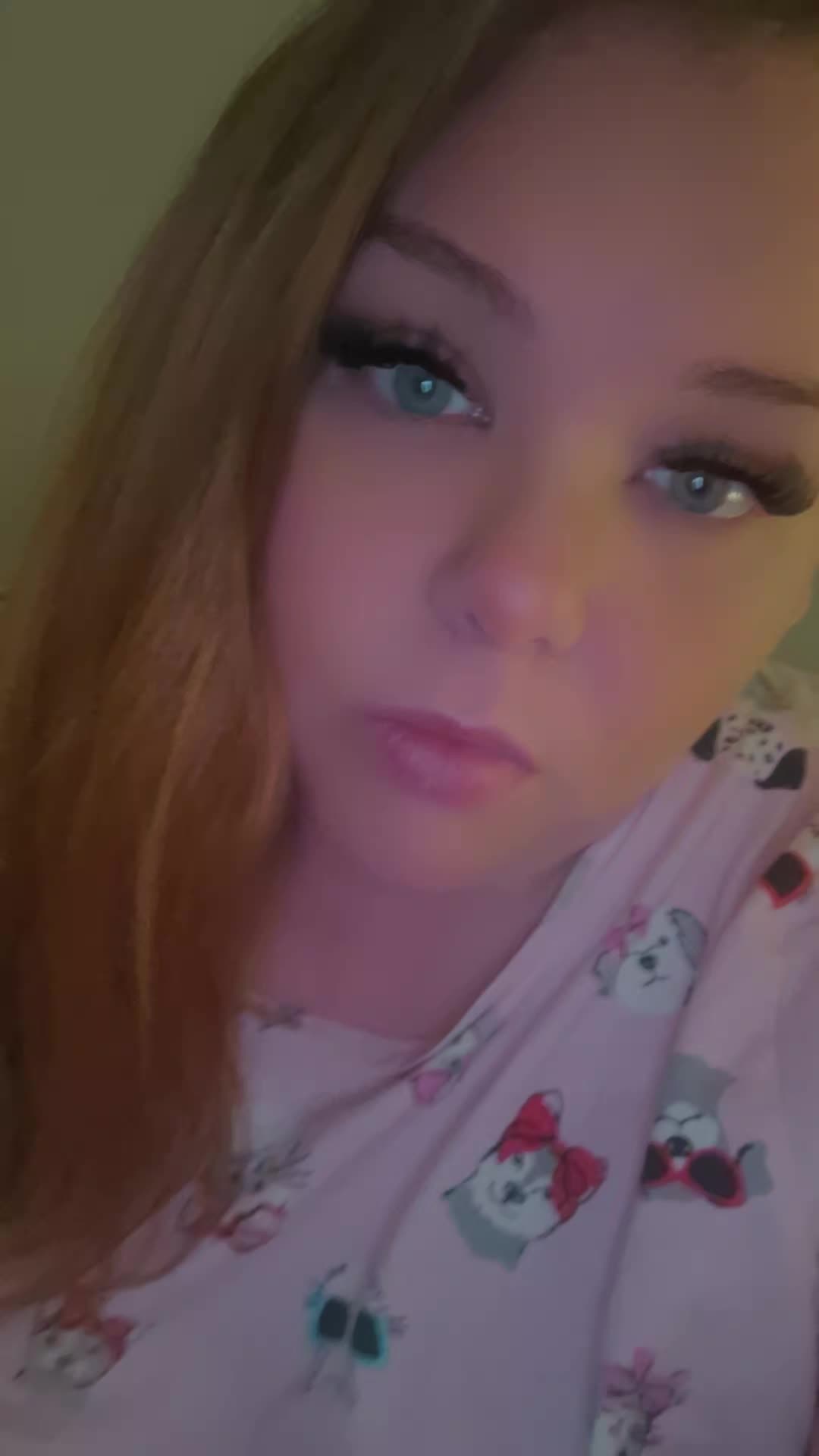 @ItzJustDanii🏳️&zwj;🌈