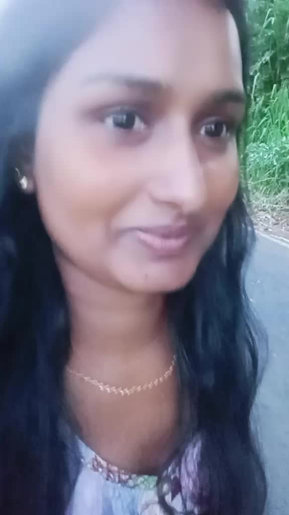 @අහිංසකාවි 🇱🇰දඹුල්ලේ අපි 💗