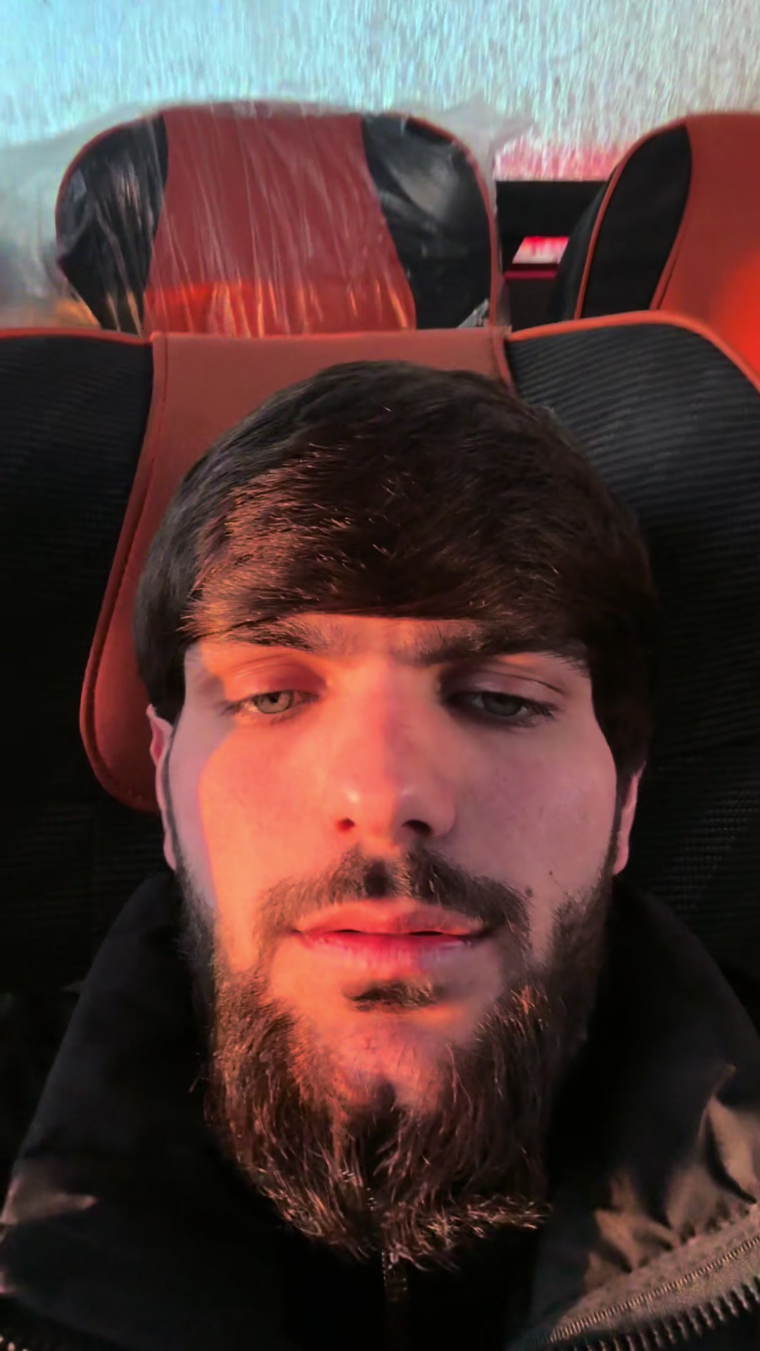 @✵