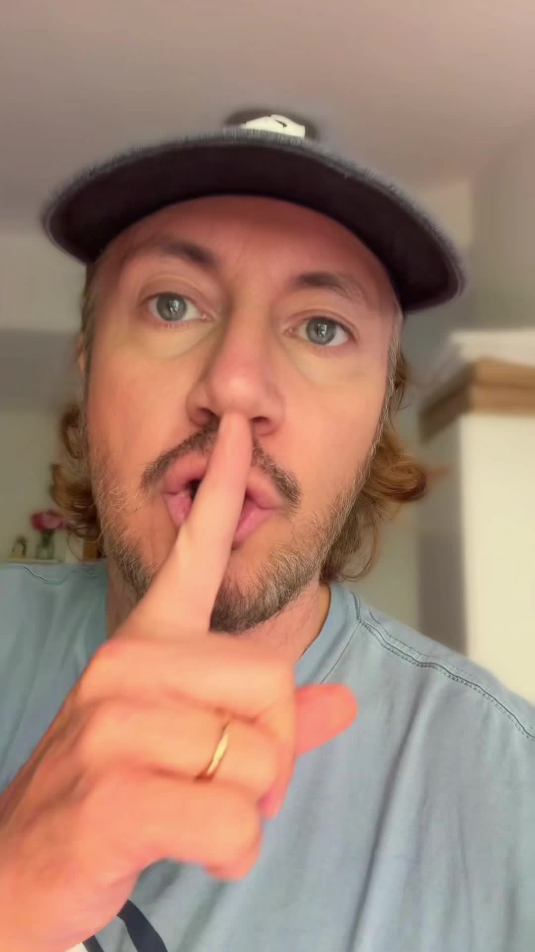 @VIVEK RICCARDO SARDON&Egrave;