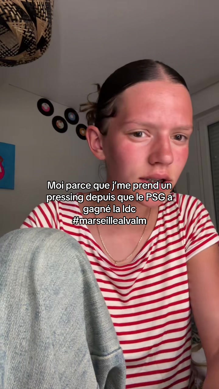 @No&eacute;lie