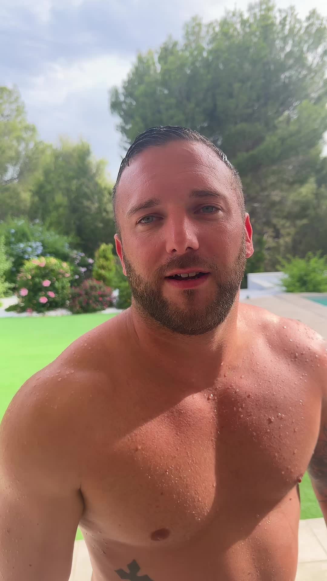 @starsglowofficial