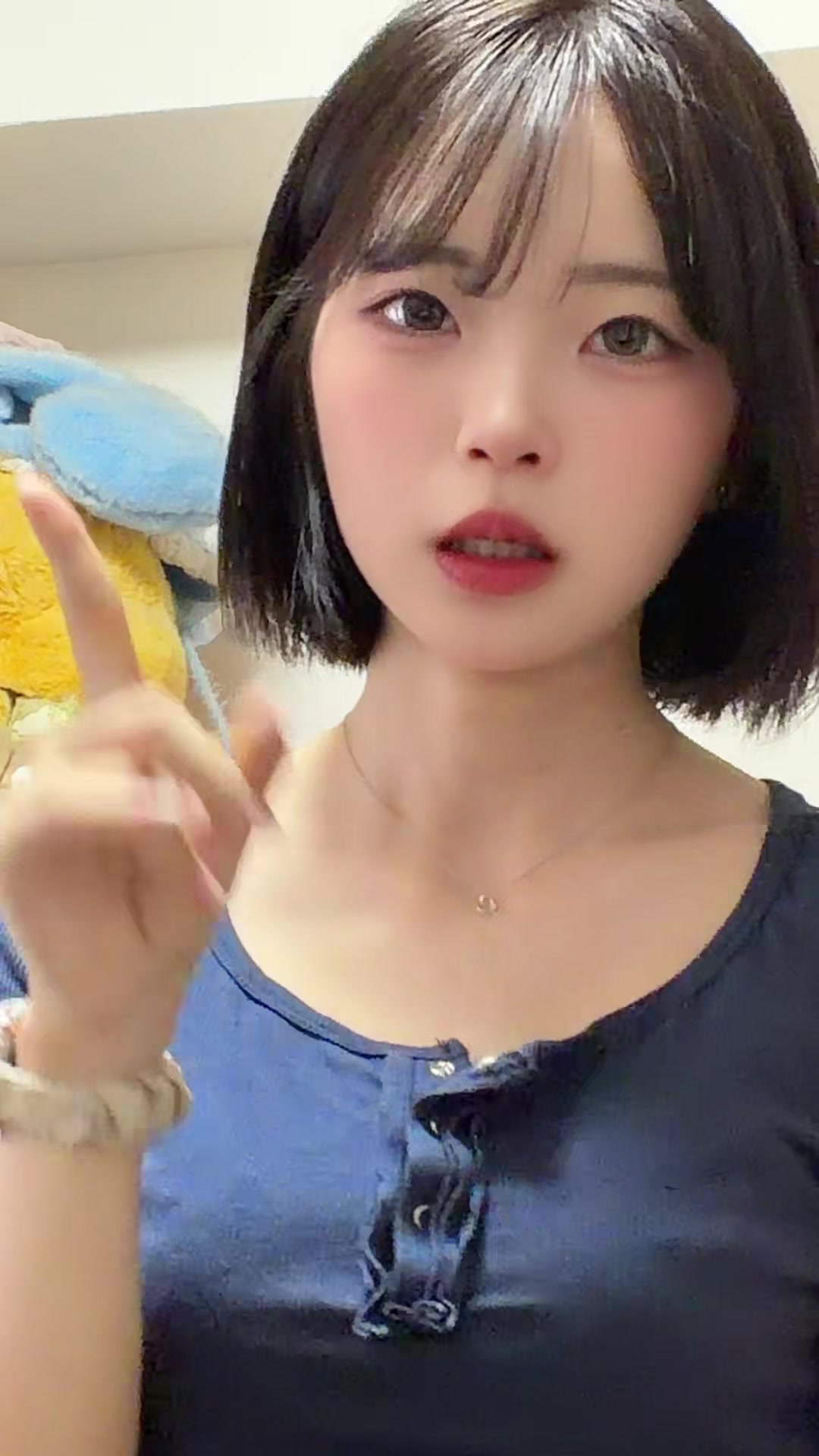 @ろびん