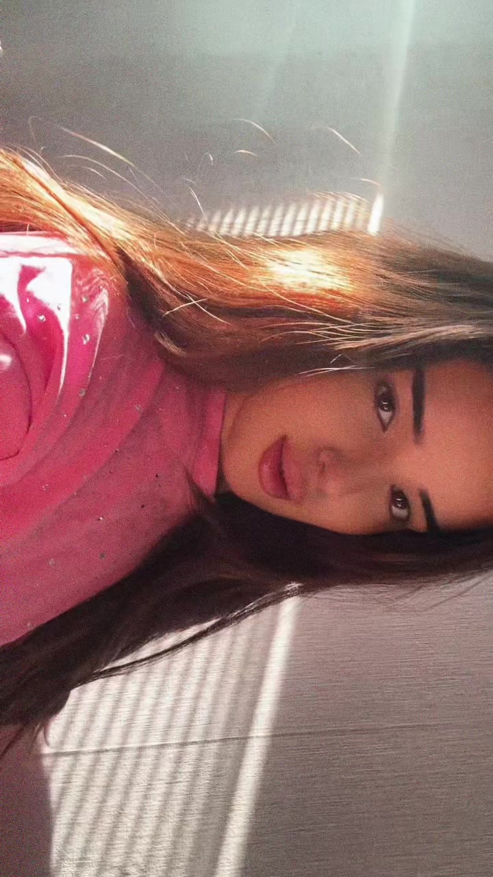 @reejiiina