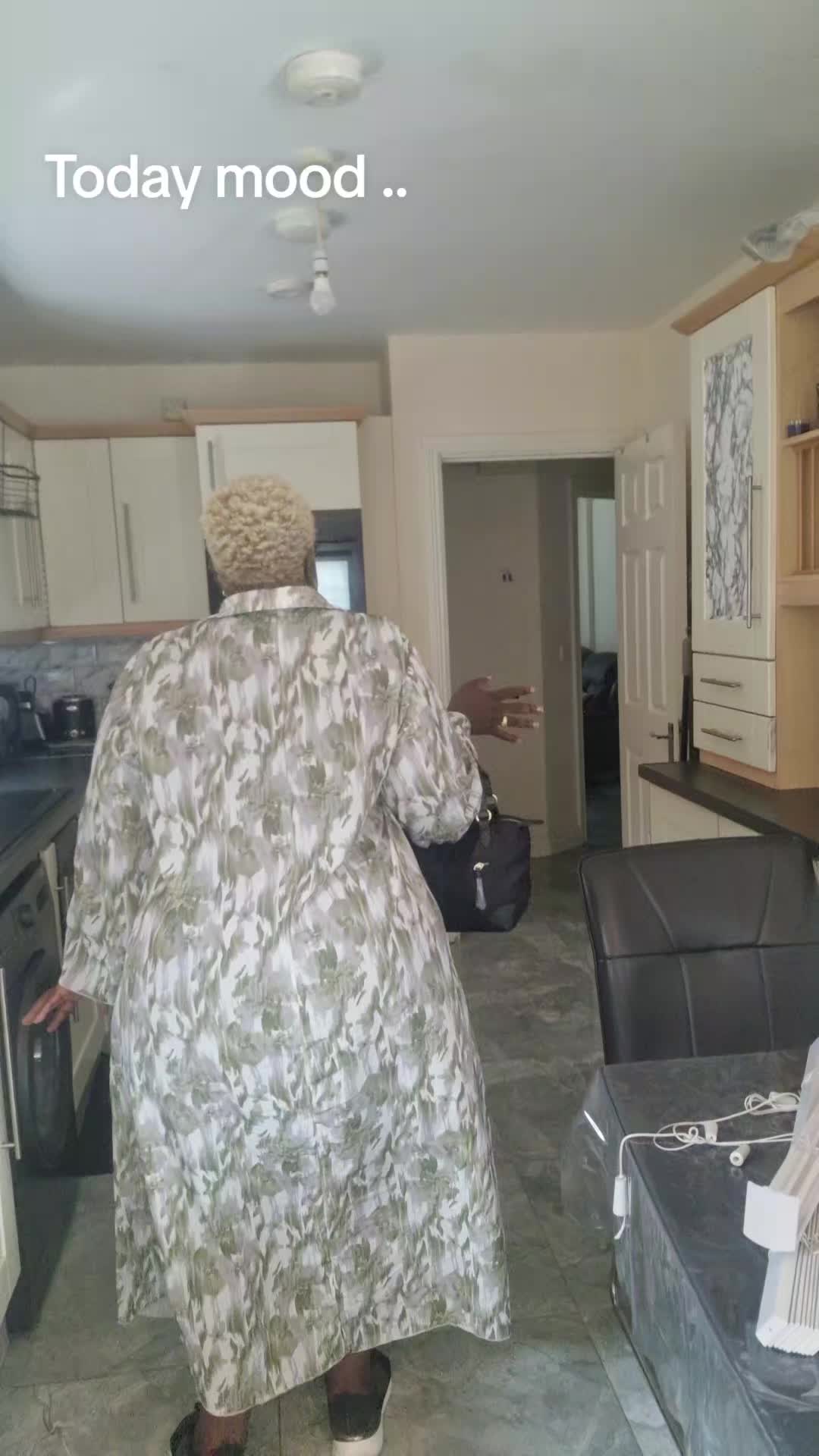 @EBONY FASHIONISTA