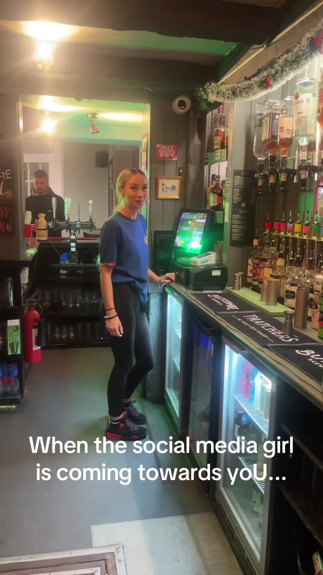 @TheFox_pub