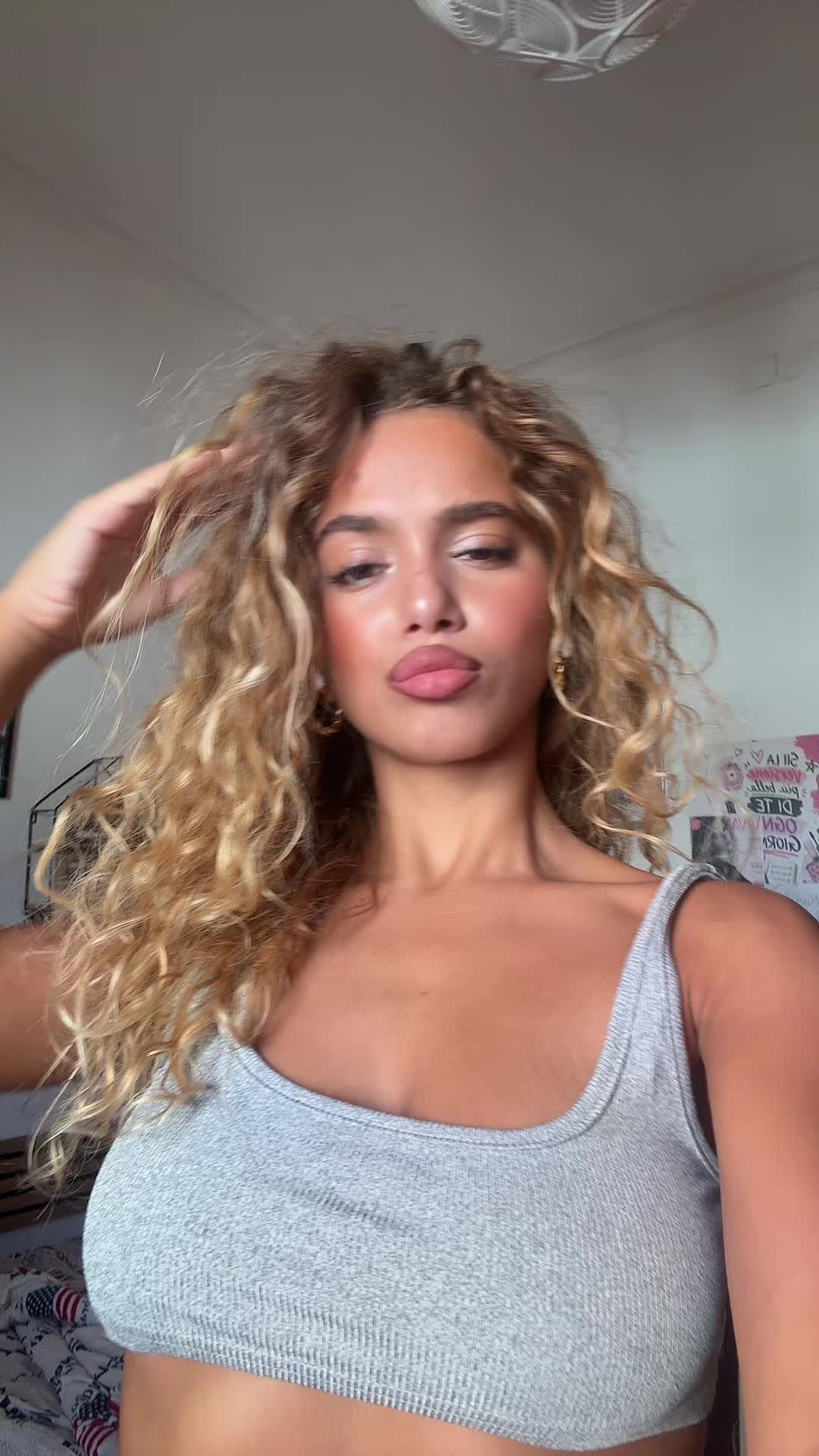 @sissi
