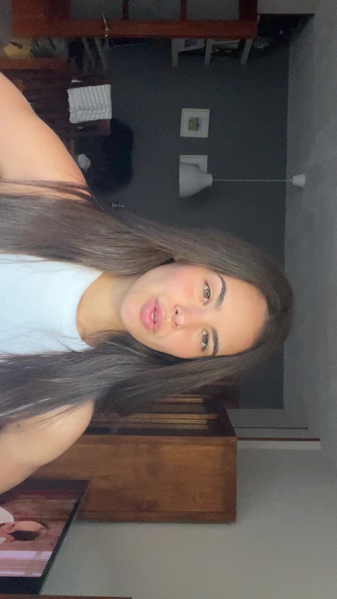 @Julss