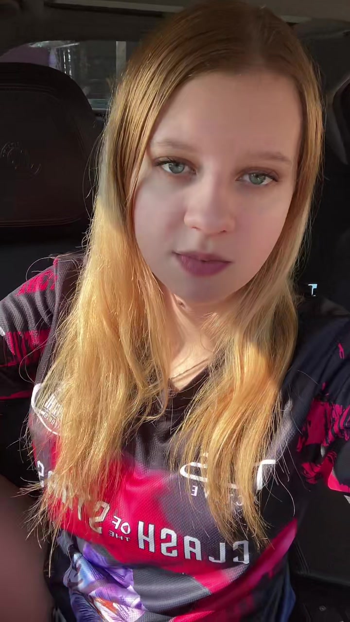 @PražandičkaAdel🐍