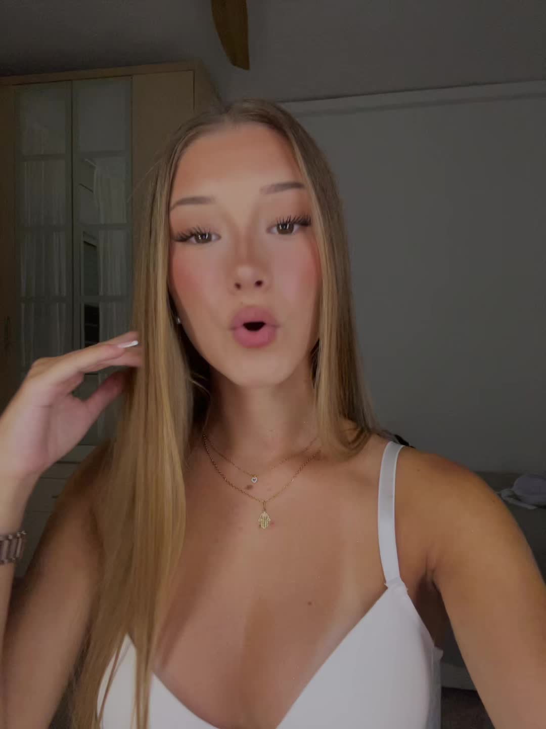 @𝑀𝒶𝓇𝓉𝒾𝓃𝒶🥥
