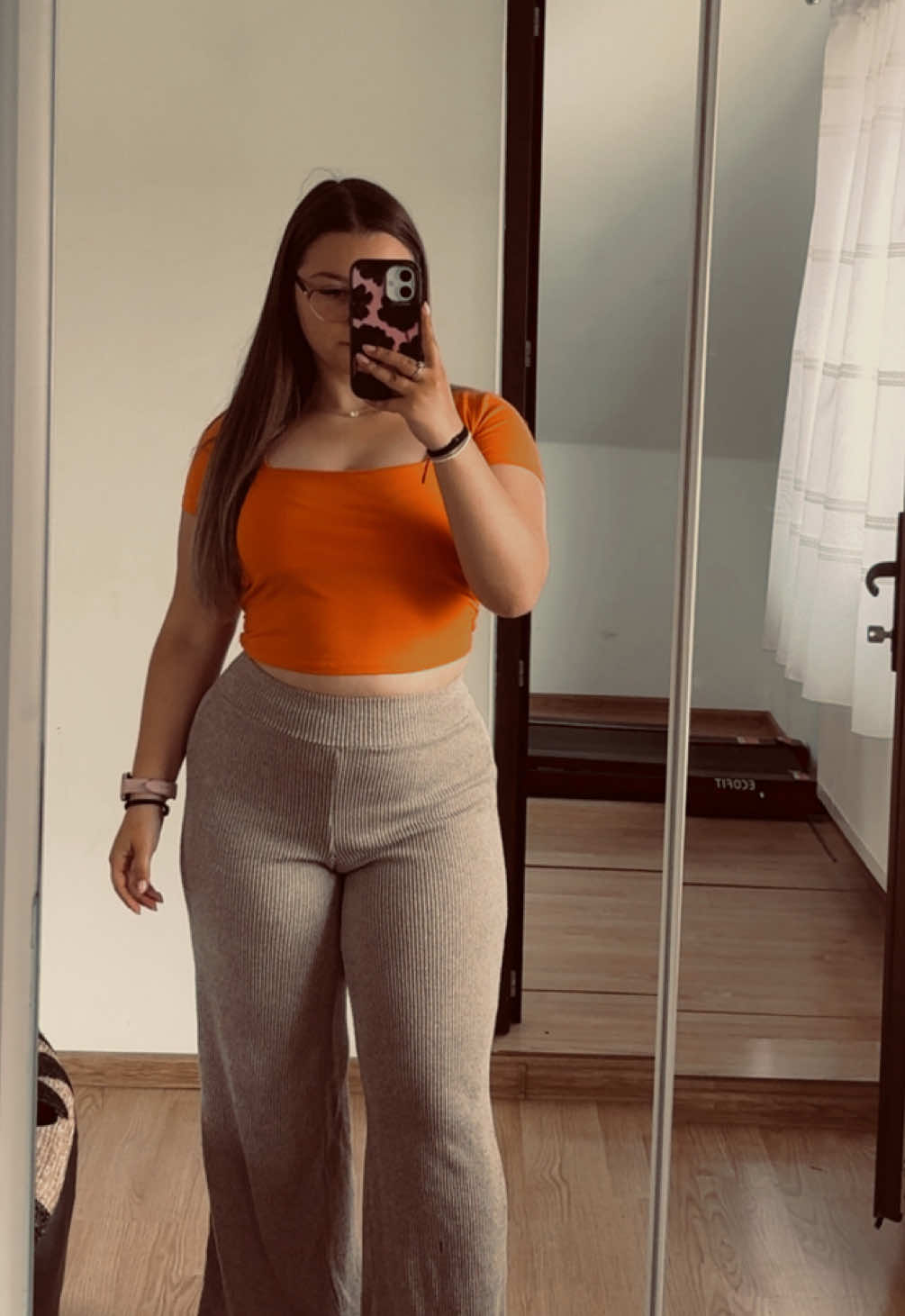@mirabela_jessica