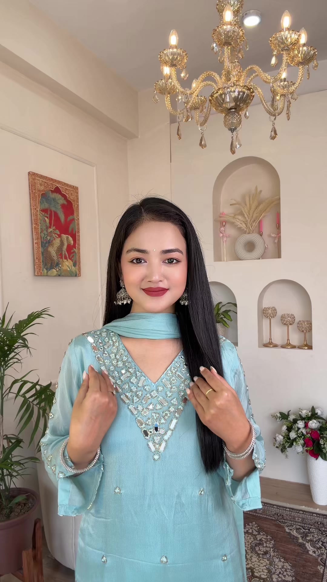 @Naina_TheAttire