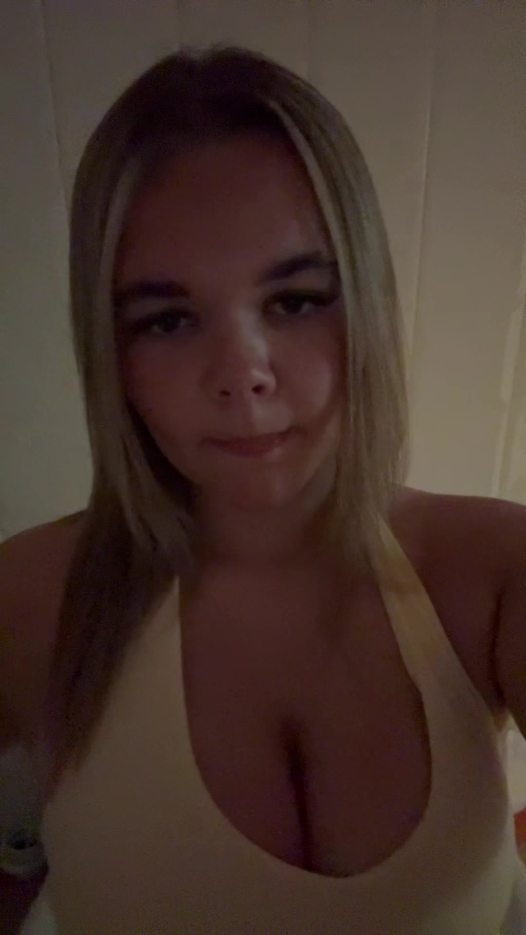 @chlosprivate9x