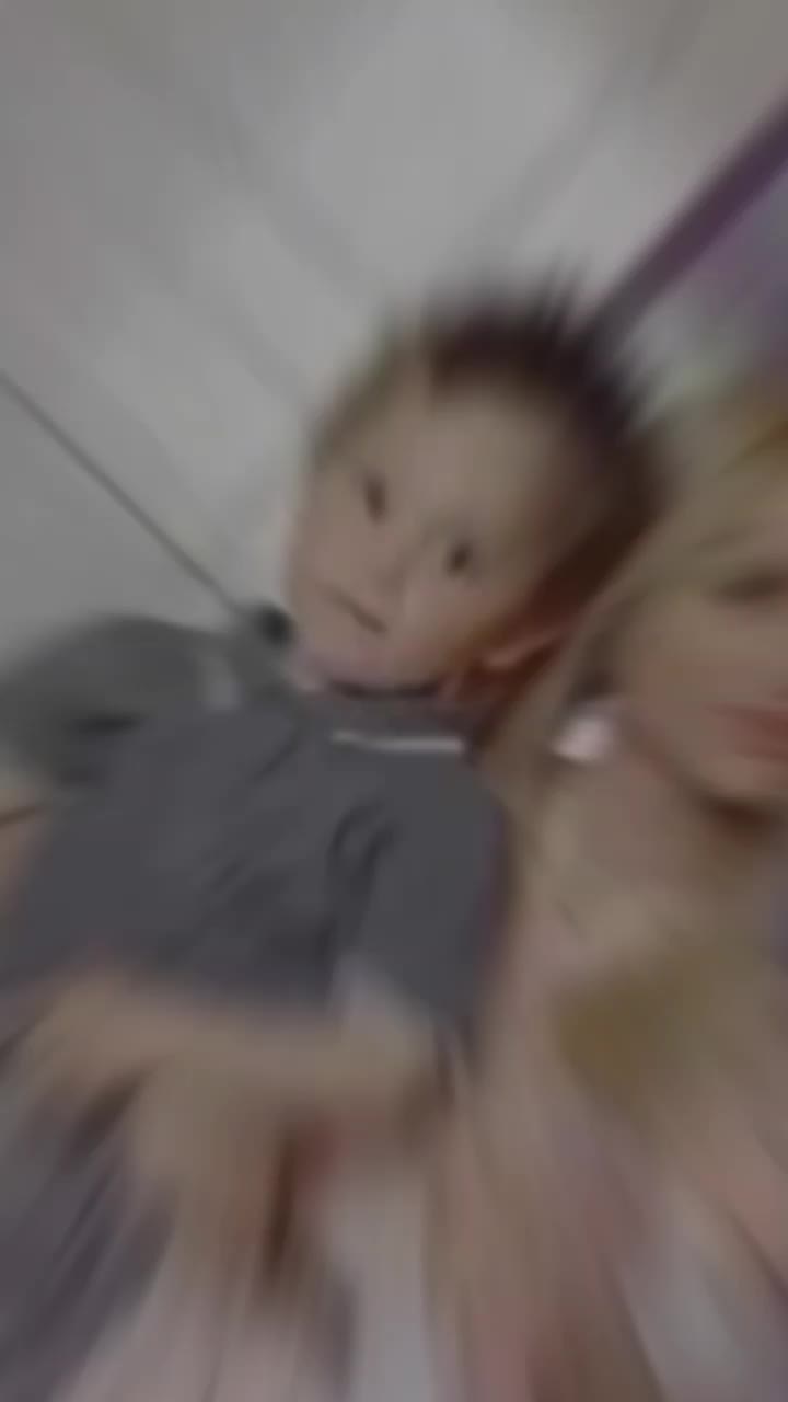 @Vir&aacute;g R&aacute;cz