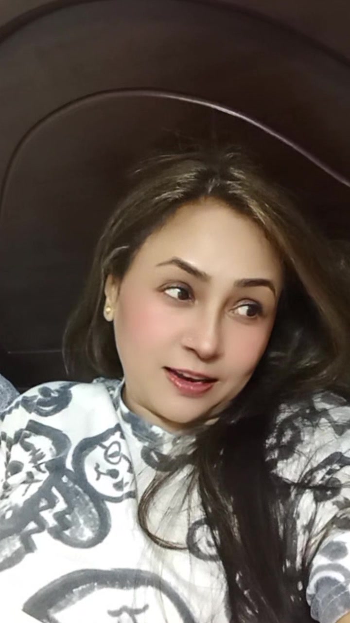 @Gayatri Rai💎