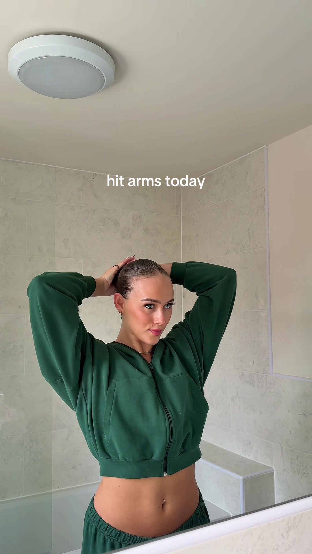 @tiacollinss