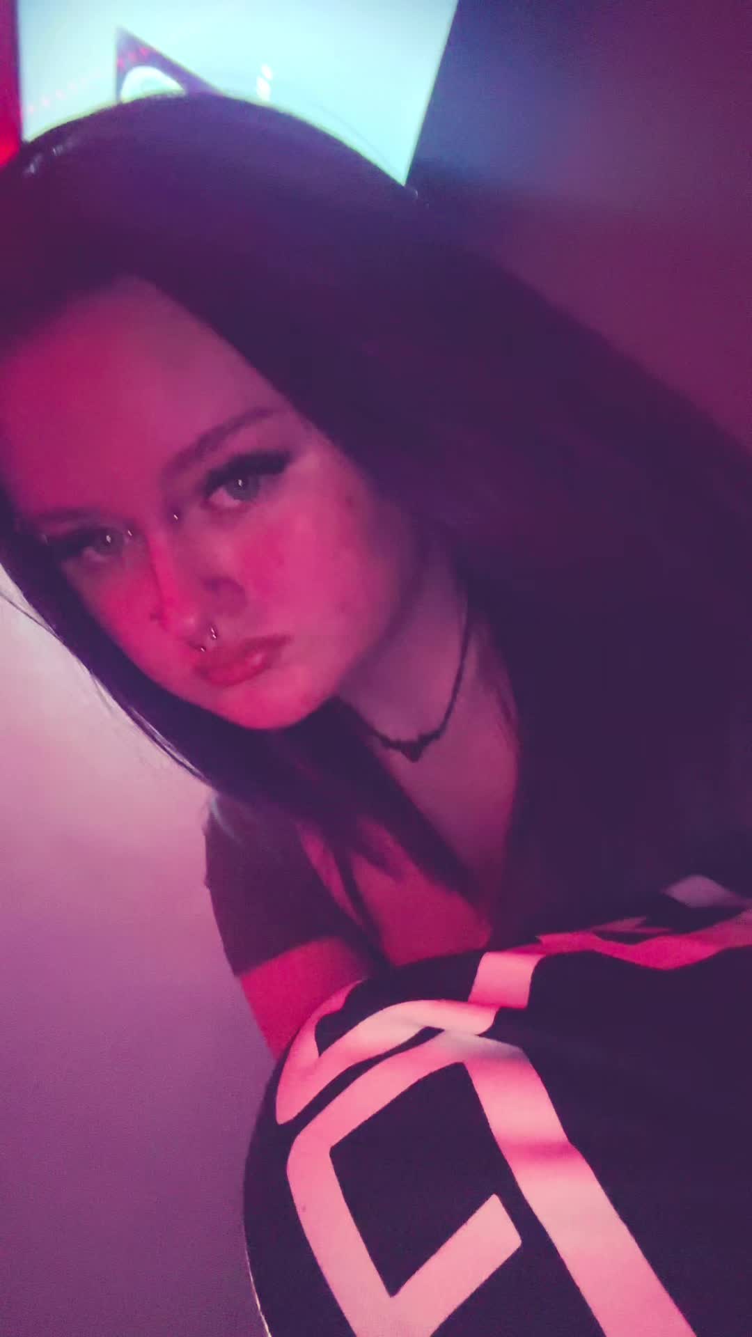 @Meow💕🚬
